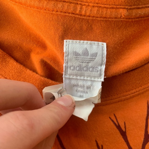 Y2K Adidas Graphic Tee Tree Design - Picture 3 of 4